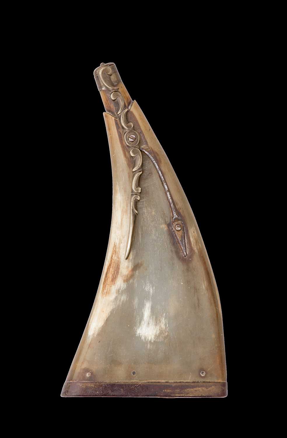 Lot 259 - A NORTH EUROPEAN POWDER HORN