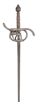 Lot 225 - A SWEPT-HILT RAPIER WITH 17TH CENTURY BLADE, 19TH/20TH CENTURY