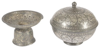 Lot 95 - TWO BIDRI VESSELS