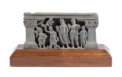 Lot 86 - A GANDARA GREY SCHIST RELIEF PANEL, NORTH-WESTERN PAKISTAN, 3RD/4TH CENTURY