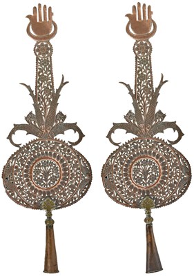 Lot 190 - A PAIR OF PROCESSIONAL STANDARD FINIALS (ALAM)