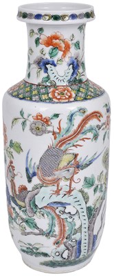 Lot 232 - A CHINESE FAMILLE-VERTE SMALL ROULEAU VASE