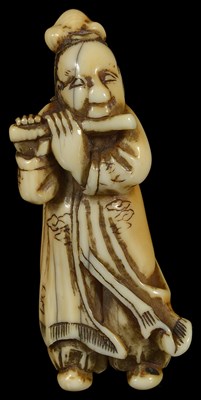 Lot 360 - ~A JAPANESE STAINED IVORY NETSUKE OF A CHINESE SCHOLAR