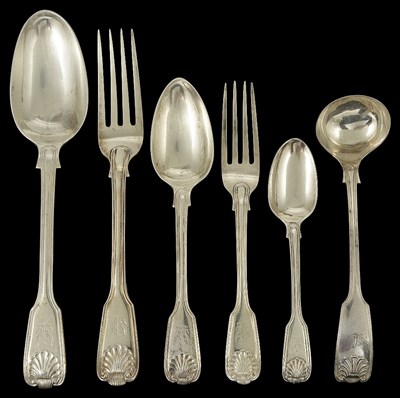 Lot 520 - A SET OF WILLIAM IV TABLE SILVER