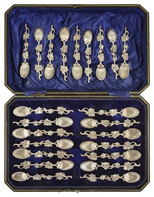 Lot 542 - TWENTY-THREE GEORGE II SILVER TEASPOONS