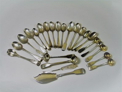 Lot 545 - A COLLECTION OF SILVER TEASPOONS AND SALT SPOONS