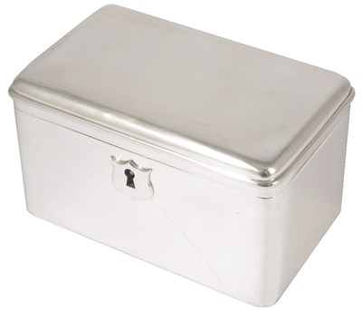 Lot 580 - AN AUSTRO-HUNGARIAN SILVER SUGAR BOX