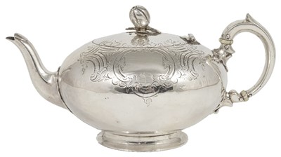 Lot 641 - ~A VICTORIAN SILVER BACHELORS TEAPOT