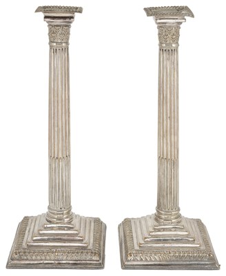 Lot 652 - A PAIR OF GEORGE III SHEFFIELD PLATE CANDLESTICKS