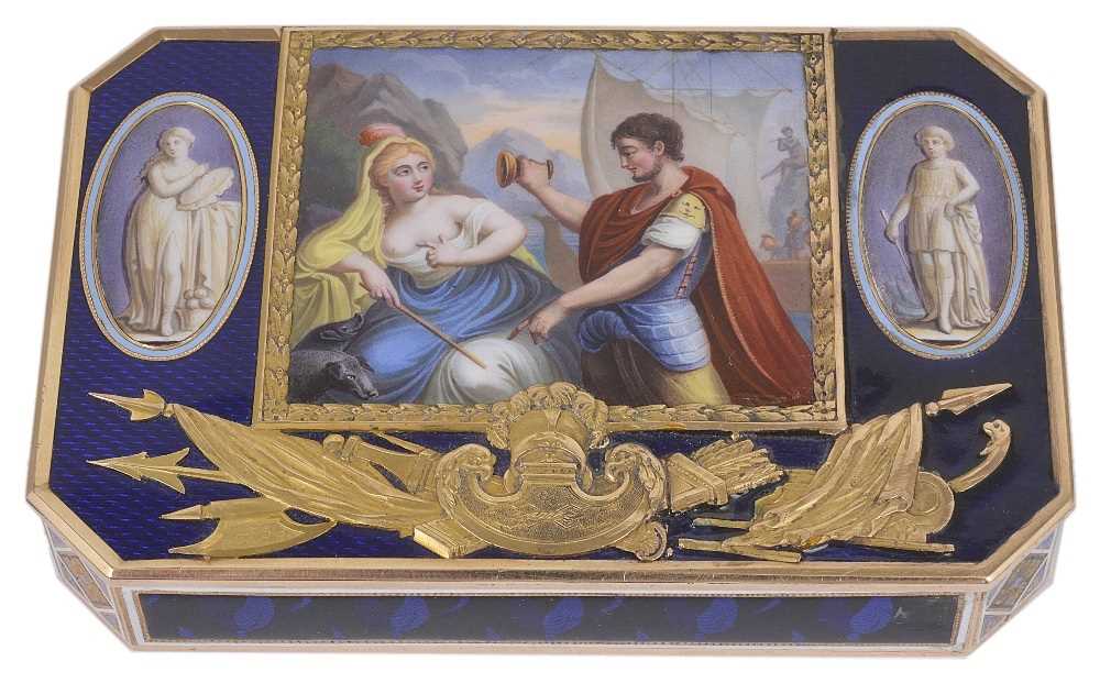 Lot 733 - A SWISS GOLD AND ENAMEL SNUFF BOX