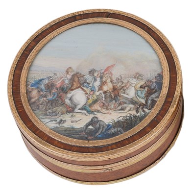 Lot 739 - ~A GOLD-MOUNTED POLLARD WOOD SNUFF BOX AND COVER