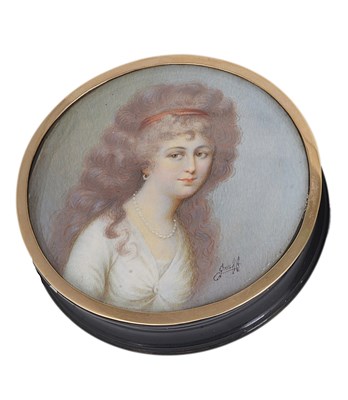 Lot 742 - ~A TORTOISESHELL PORTRAIT BOX