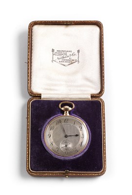 Lot 751 - A GENTLEMAN'S GOLD POCKET WATCH