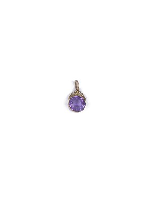 Lot 758 - AMETHYST AND SEED PEARL PENDANT