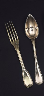 Lot 86 - A SET OF TWELVE LOUIS-PHILIPPE SILVER-GILT DESSERT SPOONS AND SEVEN DESSERT FORKS