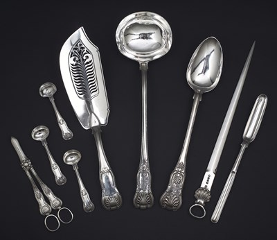 Lot 90 - FIVE GEORGIAN SILVER SERVING PIECES