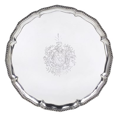 Lot 117 - A GEORGE III SILVER SALVER