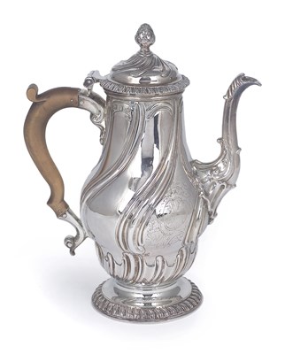 Lot 123 - A GEORGE II SILVER COFFEE POT