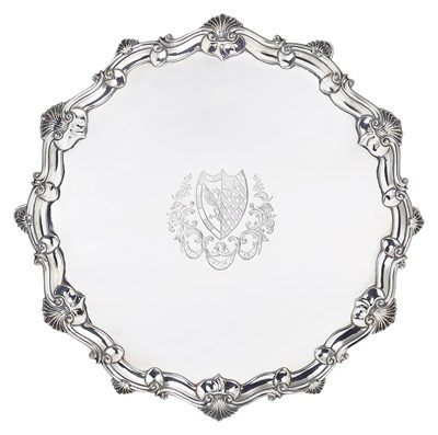 Lot 140 - A GEORGE III SILVER SALVER