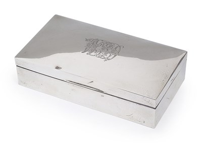 Lot 176 - AN EDWARDIAN SILVER BRIDGE BOX