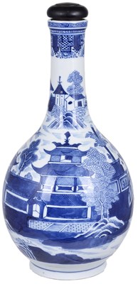 Lot 42 - A CHINESE BLUE AND WHITE PORCELAIN BOTTLE VASE