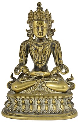 Lot 101 - A SINO-TIBETAN BRONZE FIGURE OF AMITAYUS