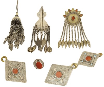 Lot 222 - SIX ITEMS OF TURKMEN JEWELLERY