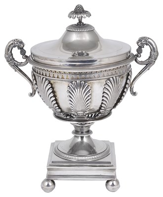 Lot 318 - A FRENCH SILVER SUGAR VASE AND COVER (CONFITURIER)