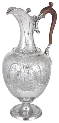 Lot 371 - A VICTORIAN SILVER LARGE EWER