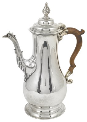 Lot 390 - A GEORGE III SILVER COFFEE POT