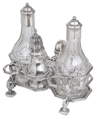 Lot 405 - A GEORGE I SILVER CRUET STAND