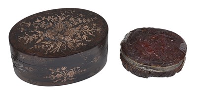 Lot 455 - ~AN ITALIAN TORTOISESHELL PIQUE WORK SNUFF BOX