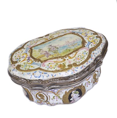 Lot 458 - A GERMAN ENAMEL SNUFF BOX