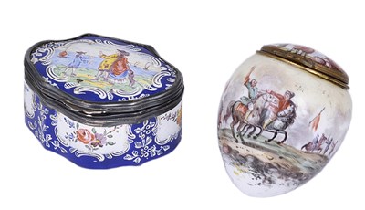 Lot 460 - A ENAMEL SNUFF BOX