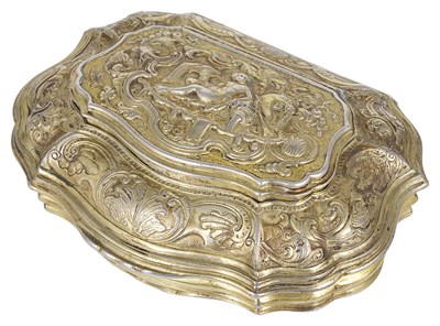 Lot 485 - A SILVER-GILT TIMEPIECE SNUFF BOX