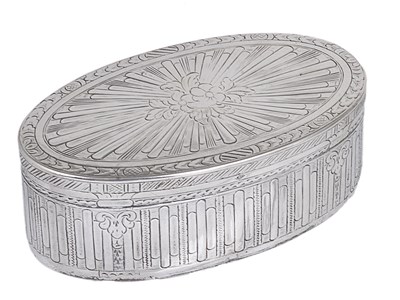 Lot 497 - A SILVER SNUFF BOX