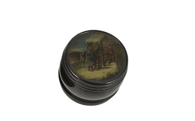 Lot 517 - A RUSSIAN BLACK LACQUER BOX