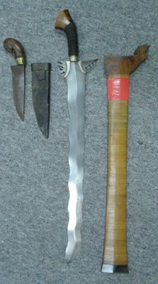 Lot 11 - A LARGE MORO KERIS AND A DAGGER (BADE BADE)