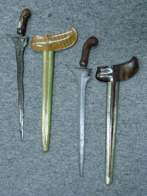 Lot 21 - TWO JAVANESE SHORTSWORDS (KERIS), LATE 19TH/20TH CENTURY