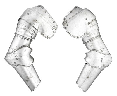 Lot 153 - â€¡ A PAIR OF COMPOSITE PAULDRONS AND VAMBRACES
