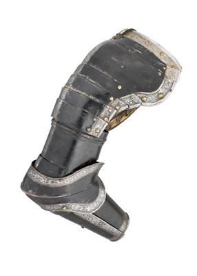 Lot 160 - â€¡ A COMPOSITE PAULDRON AND VAMBRACE FOR THE RIGHT ARM