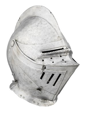 Lot 283 - A GERMAN CLOSE HELMET FOR HEAVY FIELD USE