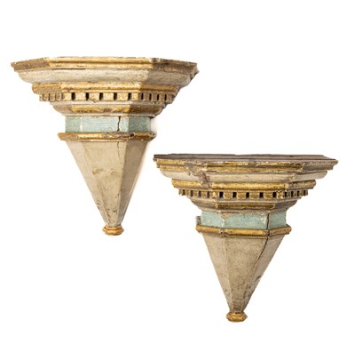 Lot 124 - A PAIR OF PAINTED WOOD WALL BRACKETS, PROBABLY ITALIAN 18TH CENTURY