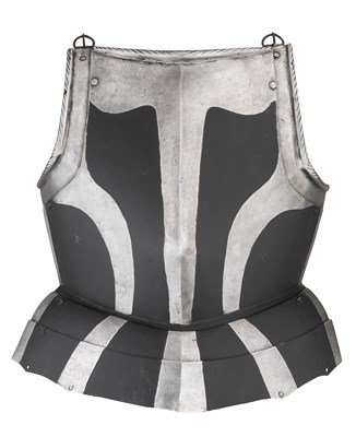 Lot 324 - A GERMAN 'BLACK AND WHITE' BREASTPLATE