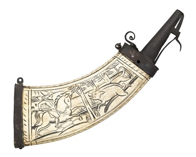 Lot 351 - A GERMAN ENGRAVED COWHORN POWDER-FLASK