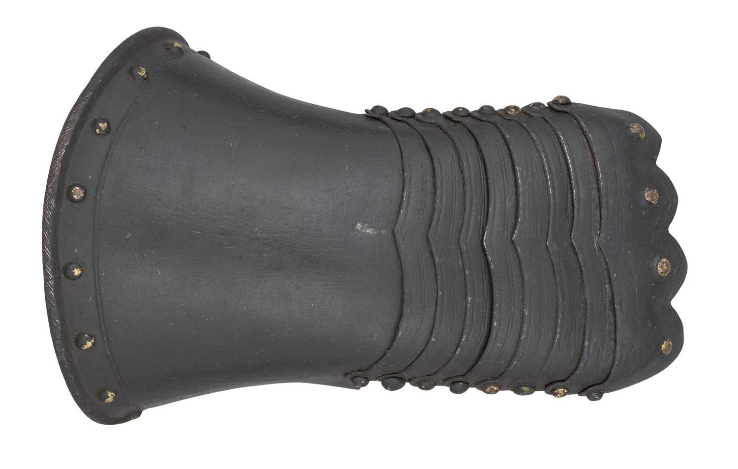 Lot 181 - A NORTH EUROPEAN FINGERED GAUNTLET FOR THE LEFT HAND, CIRCA 1620-30, PROBABLY DUTCH