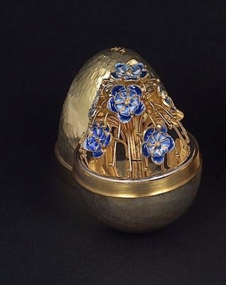 Lot 63 - A SILVER-GILT 'SURPRISE' EGG