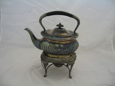 Lot 100 - 8AN EDWARDIAN SILVER TEA KETTLE ON STAND WITH BURNER