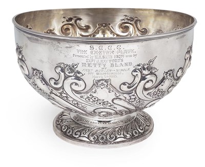 Lot 111 - AN EDWARDIAN SILVER ROSE BOWL