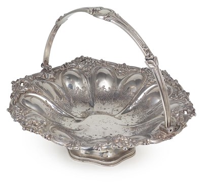 Lot 113 - A VICTORIAN SILVER BASKET